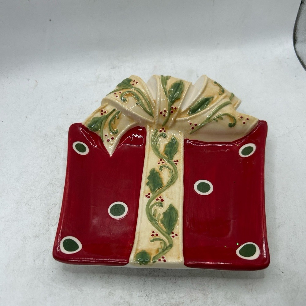Christmas Red Green Ceramic‎ Small Gift Box Platter Holly Decor Festive